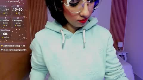 Snapshot of kristen_kassi chatting on 11.29.25 Kristen online show from 11.29.25