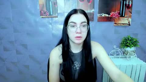 Snapshot of kristenx_x chatting on 10.20.25 Kristen online show from 10.20.25