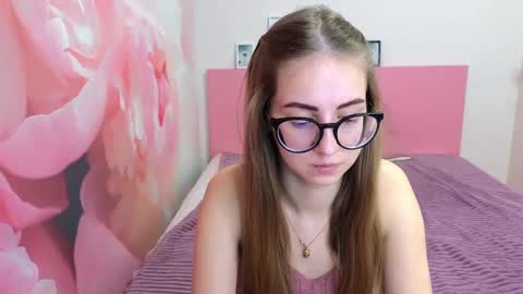 Kristina Adel online show from 03.12.25