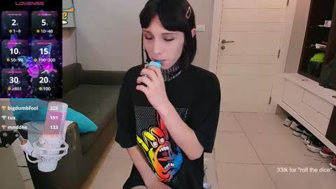 Snapshot of kristinaholland chatting on 12.15.24 kristina online show from 12.15.24