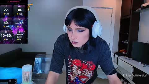 Snapshot of kristinaholland chatting on 12.31.24 kristina online show from 12.31.24