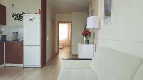 Kristi online show from 10.13.25