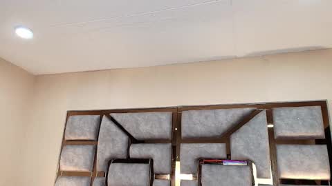 Kristtal  online show from 10.15.25