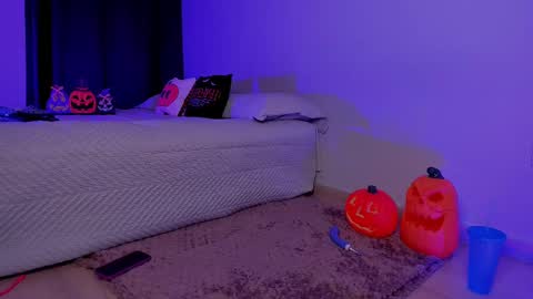 Snapshot of kristy_bennet chatting on 10.15.25 Im Dani3 online show from 10.15.25