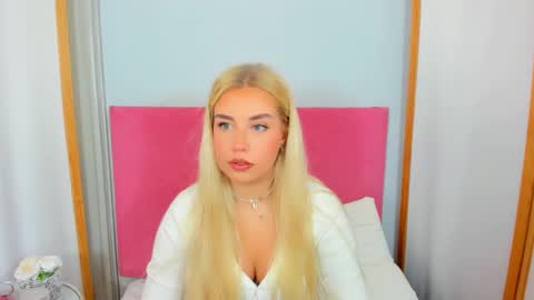 KristyFlowers online show from 02.02.25