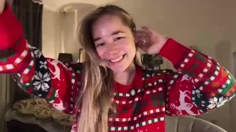 Snapshot of kristyspiritedaway chatting on 03.12.25 Kristy Nip slip shady  Best model on CB  online show from 03.12.25