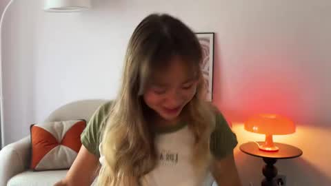 Snapshot of kristyspiritedaway chatting on 10.08.25 Kristy Nip slip shady  Best model on CB  online show from 10.08.25