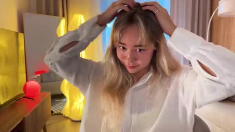 Snapshot of kristyspiritedaway chatting on 11.02.25 Kristy Nip slip shady  Best model on CB  online show from 11.02.25