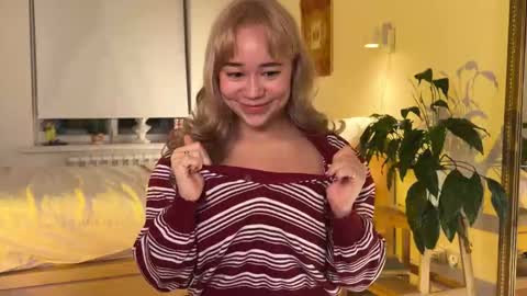 Kristy Nip slip shady  Best model on CB  online show from 12.20.25