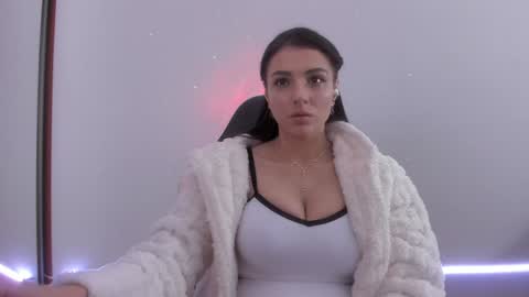 Mother of Dragons online show from 02.15.26