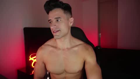 Snapshot of krops_ chatting on 11.22.25 KROPS online show from 11.22.25