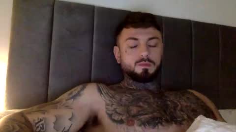 Snapshot of krxt13 chatting on 11.06.25 krxt13 online show from 11.06.25