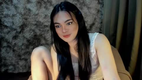 Snapshot of krystal_angel chatting on 03.07.25 krystal_angel online show from 03.07.25