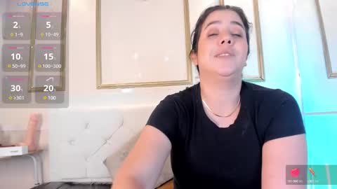 Snapshot of krystal_taylor23 chatting on 01.28.25 Kystal Taylor online show from 01.28.25