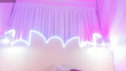 krystalswift_ online show from 04.20.26