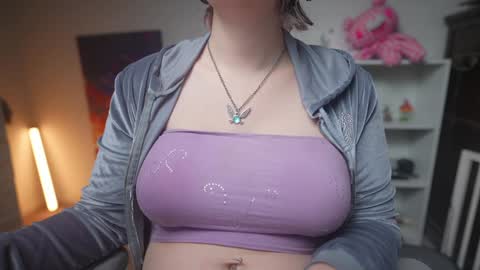 Snapshot of krystalsyxx chatting on 02.03.25 Krystal Syx online show from 02.03.25