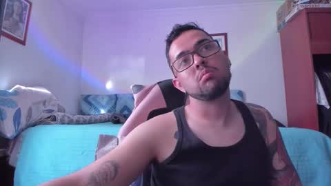 Snapshot of kssam772 chatting on 10.06.25 Sam monitor de modelos independientes online show from 10.06.25