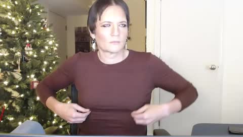 Cait online show from 11.20.25