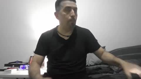 Snapshot of kurangy75 chatting on 09.30.25 Kurangy online show from 09.30.25