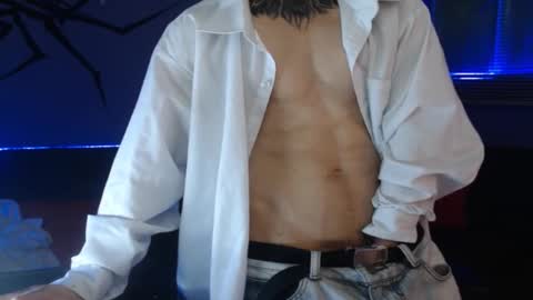 kuregari_xs online show from 11.13.25