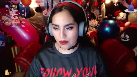 Fetiche Woman online show from 10.27.25