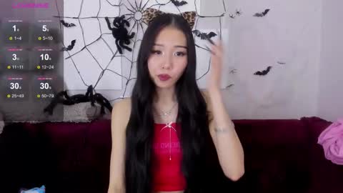 Snapshot of kurohama chatting on 11.14.25 kurohama online show from 11.14.25