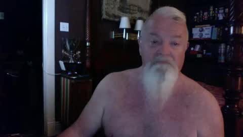 Snapshot of kyhgihntight chatting on 05.21.26 Nick Nude Celt KYHighNTight online show from 05.21.26