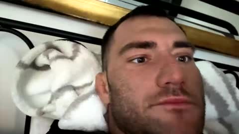 Snapshot of kylegotittt chatting on 11.01.25 Hotbody545 online show from 11.01.25