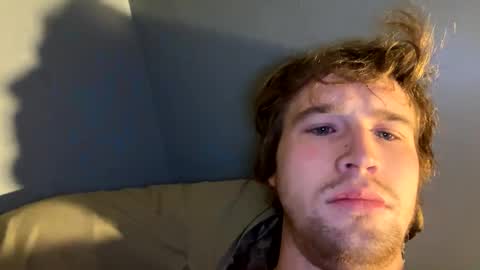 Snapshot of kylelovepussy69 chatting on 02.26.25 kylelovepussy69 online show from 02.26.25