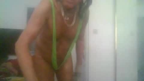 Snapshot of kylestrips4youq chatting on 11.01.25 kylestrips4youq online show from 11.01.25