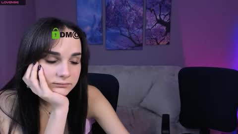 Kylie loves u online show from 11.18.25