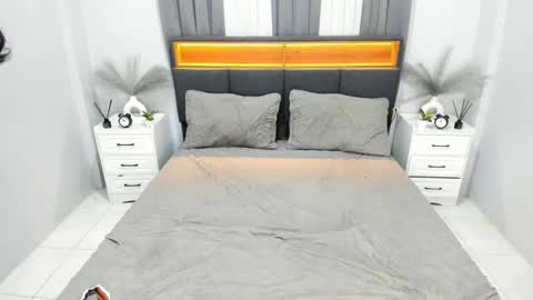 kylie_cums online show from 11.08.25