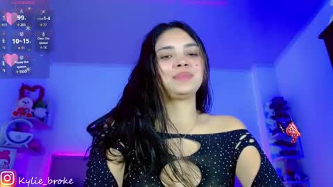 k ylie online show from 02.01.25