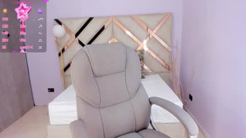 Kylie Reyes  online show from 02.23.26