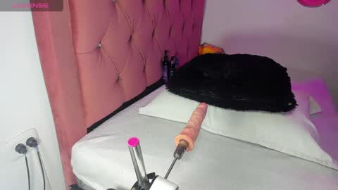 kylie Sttel online show from 01.27.25