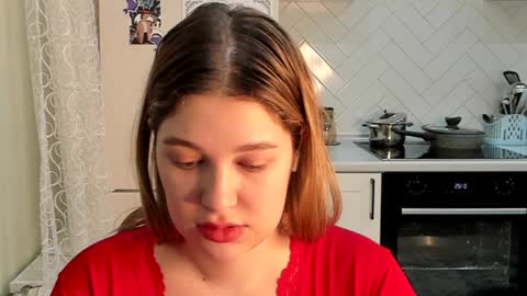 Snapshot of kylieblond chatting on 02.04.25 Din online show from 02.04.25