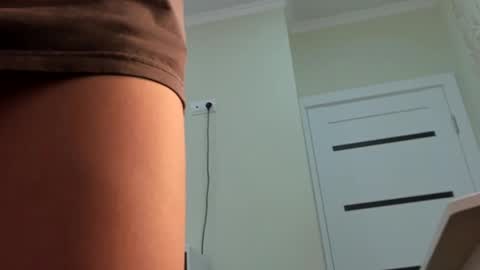 Snapshot of kylieblond chatting on 02.26.25 Din online show from 02.26.25