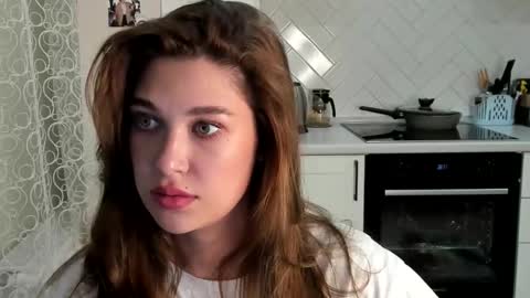 Snapshot of kylieblond chatting on 09.14.25 Din online show from 09.14.25