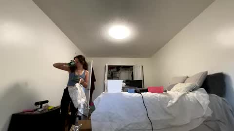 Kylie online show from 10.28.25