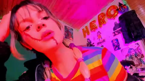   online show from 10.12.25