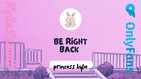 Snapshot of kyliesnowxxx chatting on 03.04.26 Kylie Snow online show from 03.04.26