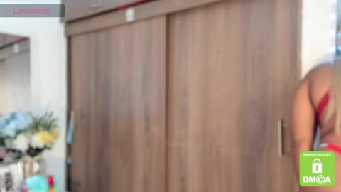 kylie white boobs online show from 10.03.25