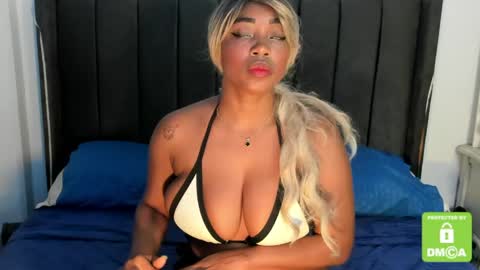 kylie white boobs online show from 04.12.26