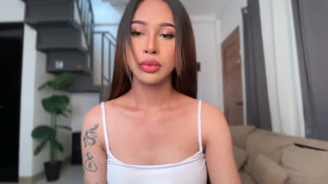 Snapshot of kyll_collins chatting on 06.17.26 kyll_collins online show from 06.17.26