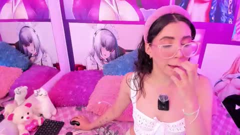 Snapshot of kyoko_bms chatting on 10.10.25 kyoko_bms online show from 10.10.25