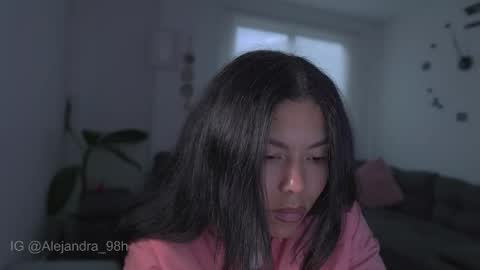 schedule 300 pm - 1100pm colombia time online show from 02.06.26