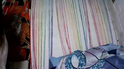 Snapshot of kyutshyne chatting on 01.28.25 kyutshyne online show from 01.28.25