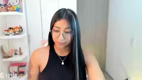 Snapshot of kyy_isa chatting on 09.23.25 IG online show from 09.23.25