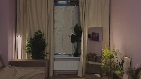 Snapshot of l1llu chatting on 11.05.25 l1llu online show from 11.05.25