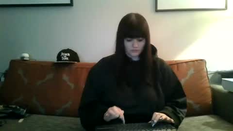 Snapshot of l1lybaby chatting on 06.24.26 Lily online show from 06.24.26